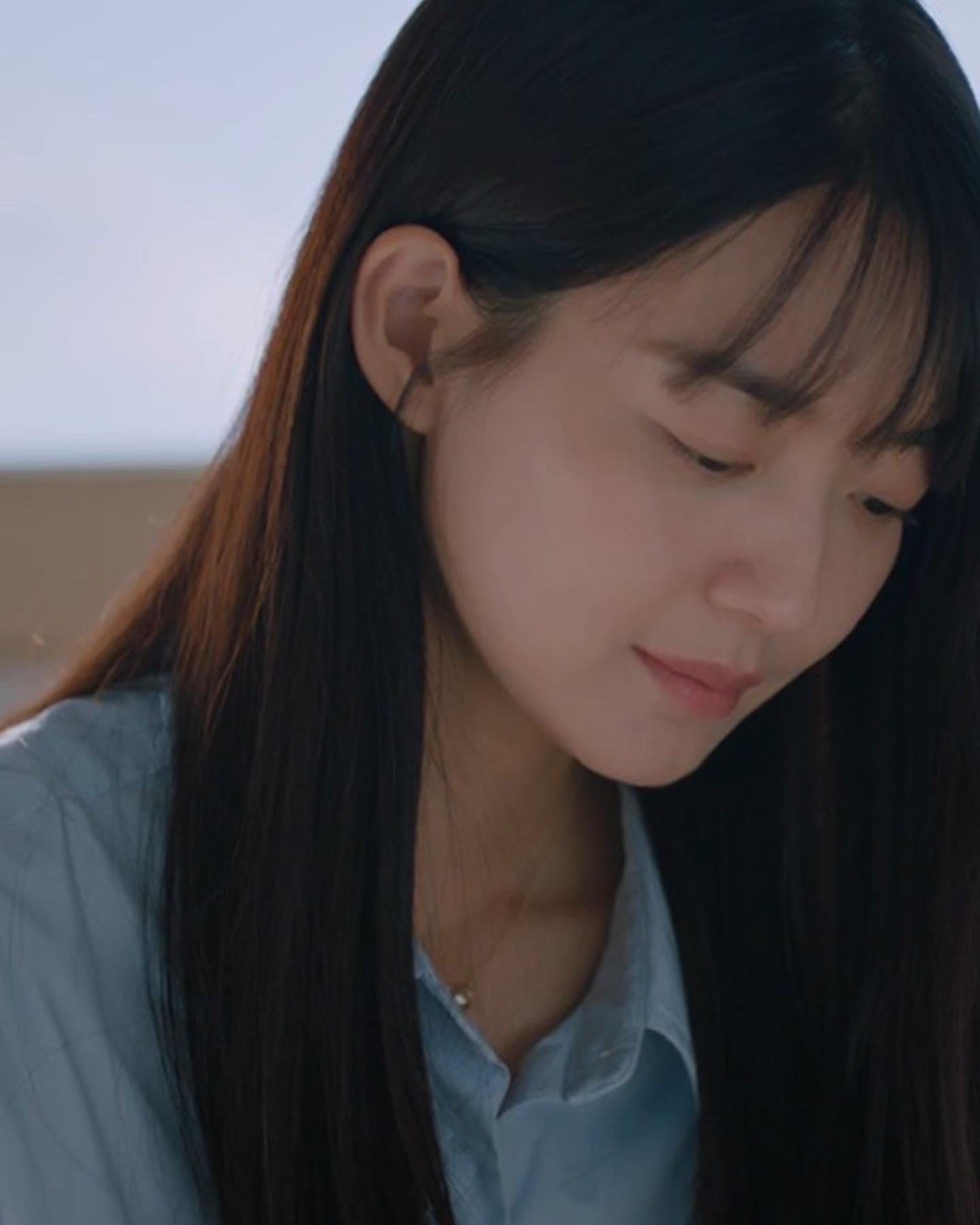 우블 속 러블리💖🤍@민아언니
포인트 디디에두보 주얼리💍⭐️넘 예쁜 언니룩 참고해 #광고 이미지2