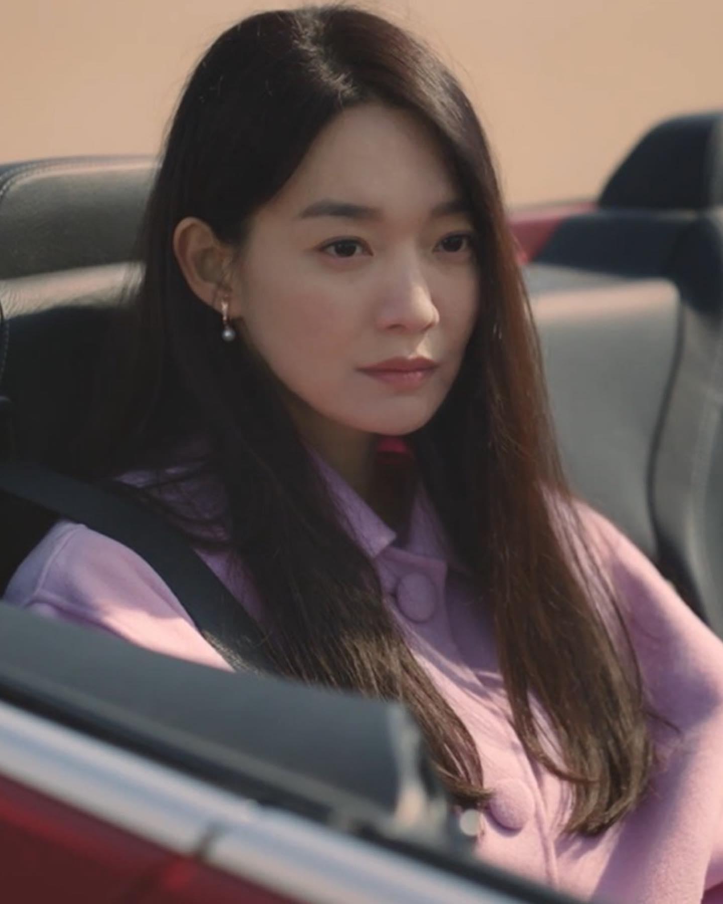 우블 속 러블리💖🤍@민아언니
포인트 디디에두보 주얼리💍⭐️넘 예쁜 언니룩 참고해 #광고 이미지6