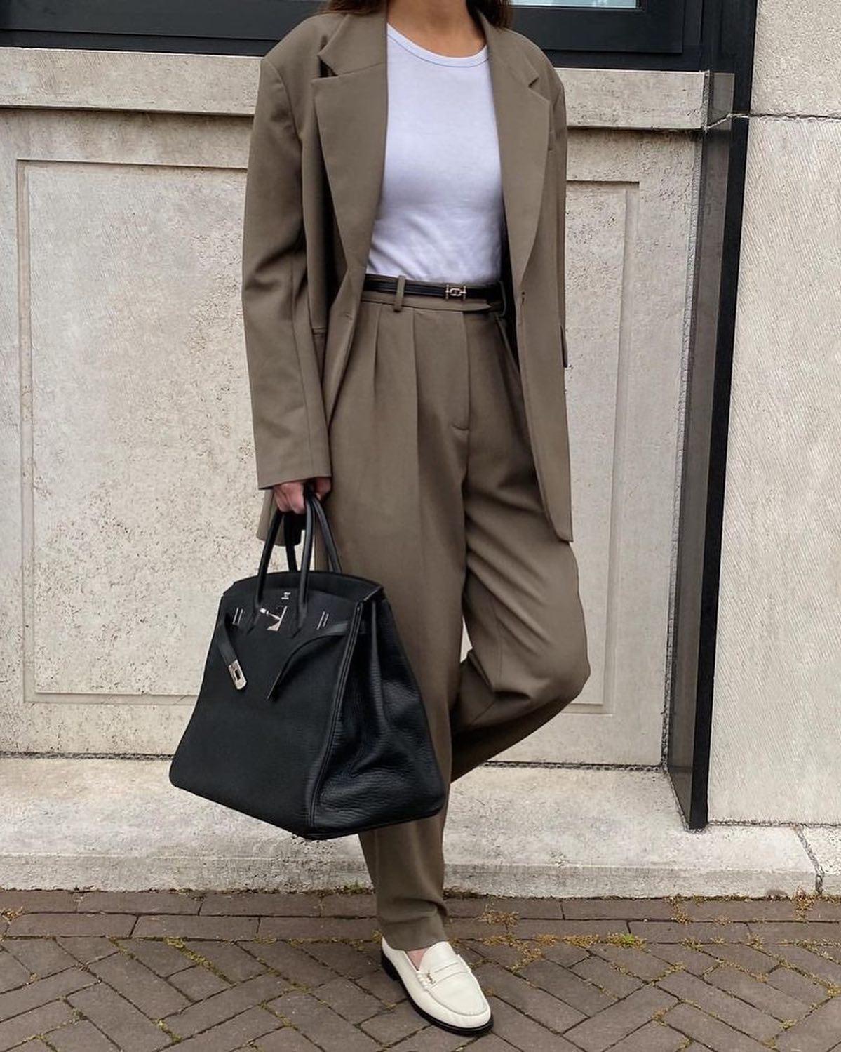 고급진 생로랑 로고 로퍼👞🤍 이미지3