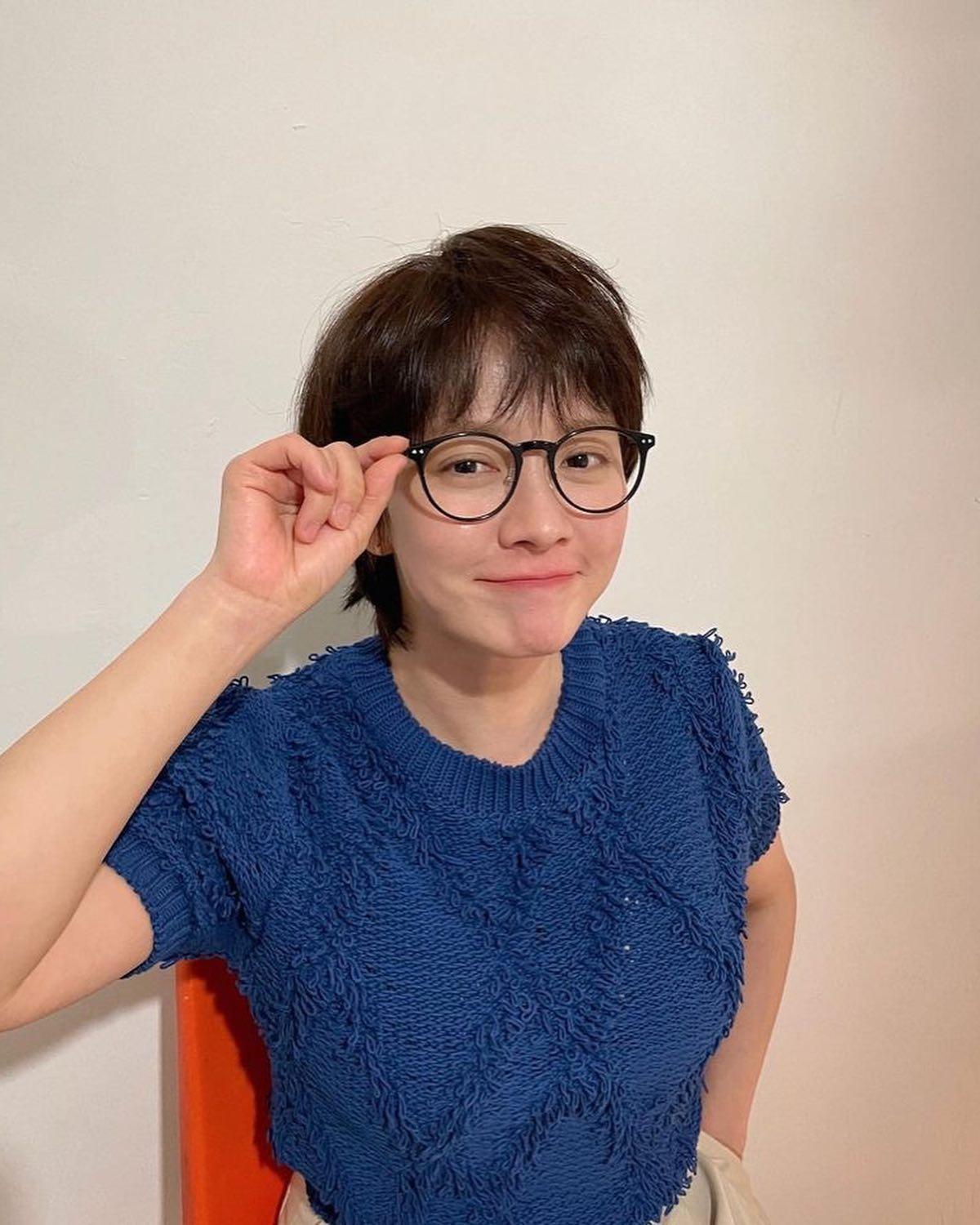 요즘 느낌있는 지효언니 델룩🧐💙 이미지5