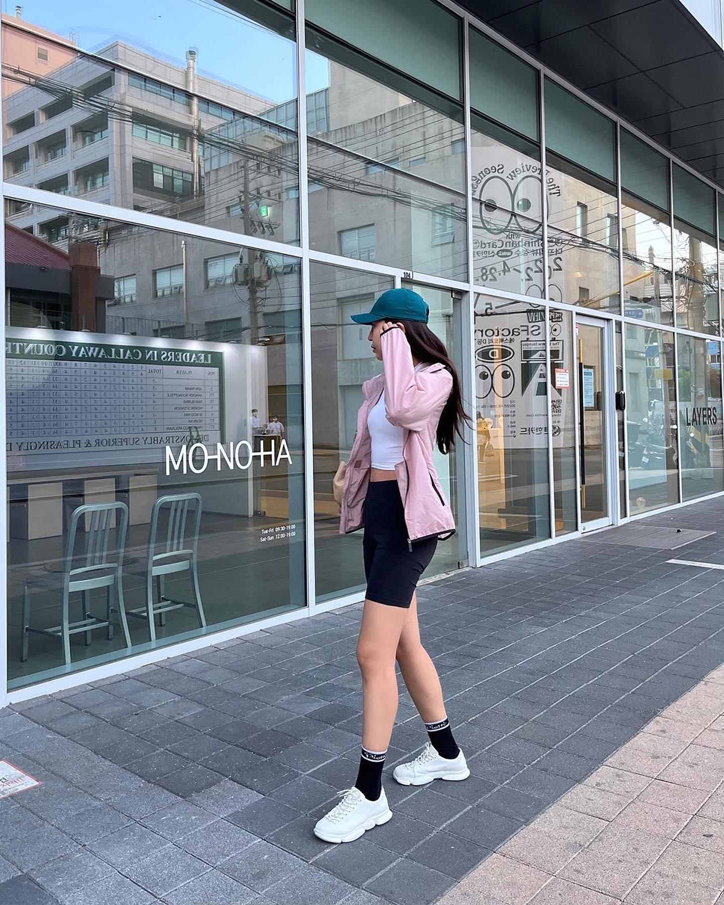 나들이룩💖🖤바람막이 @준비해 이미지5