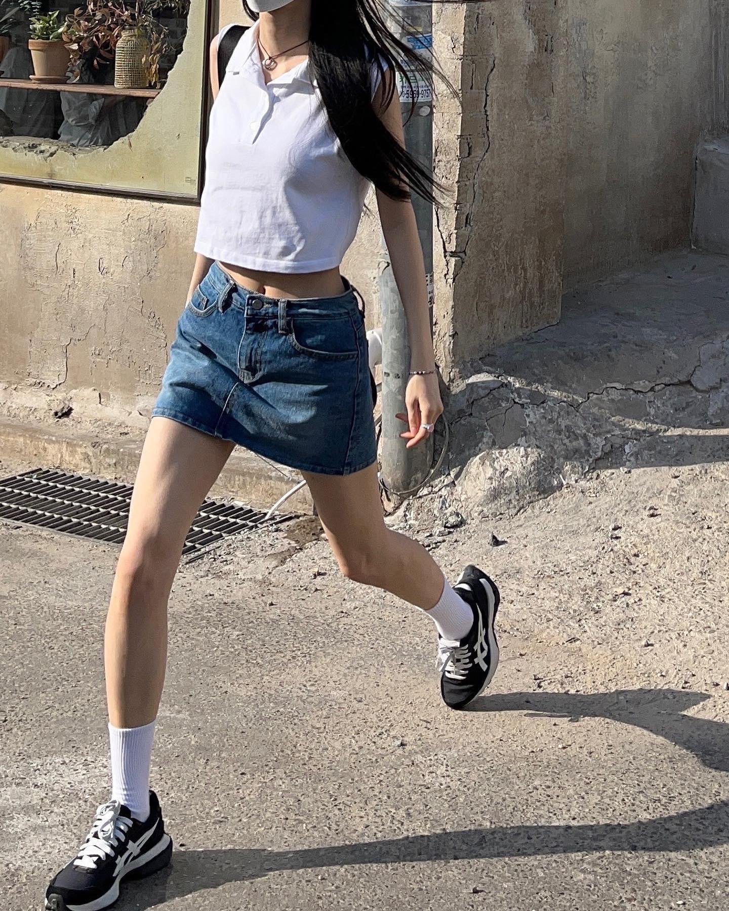 요즘 유행하는🏃🏻♀️👟꾸안꾸 코디템
아식스 조거 X81🌸🤍깔끔한 @봄포인트해 #광고 이미지2