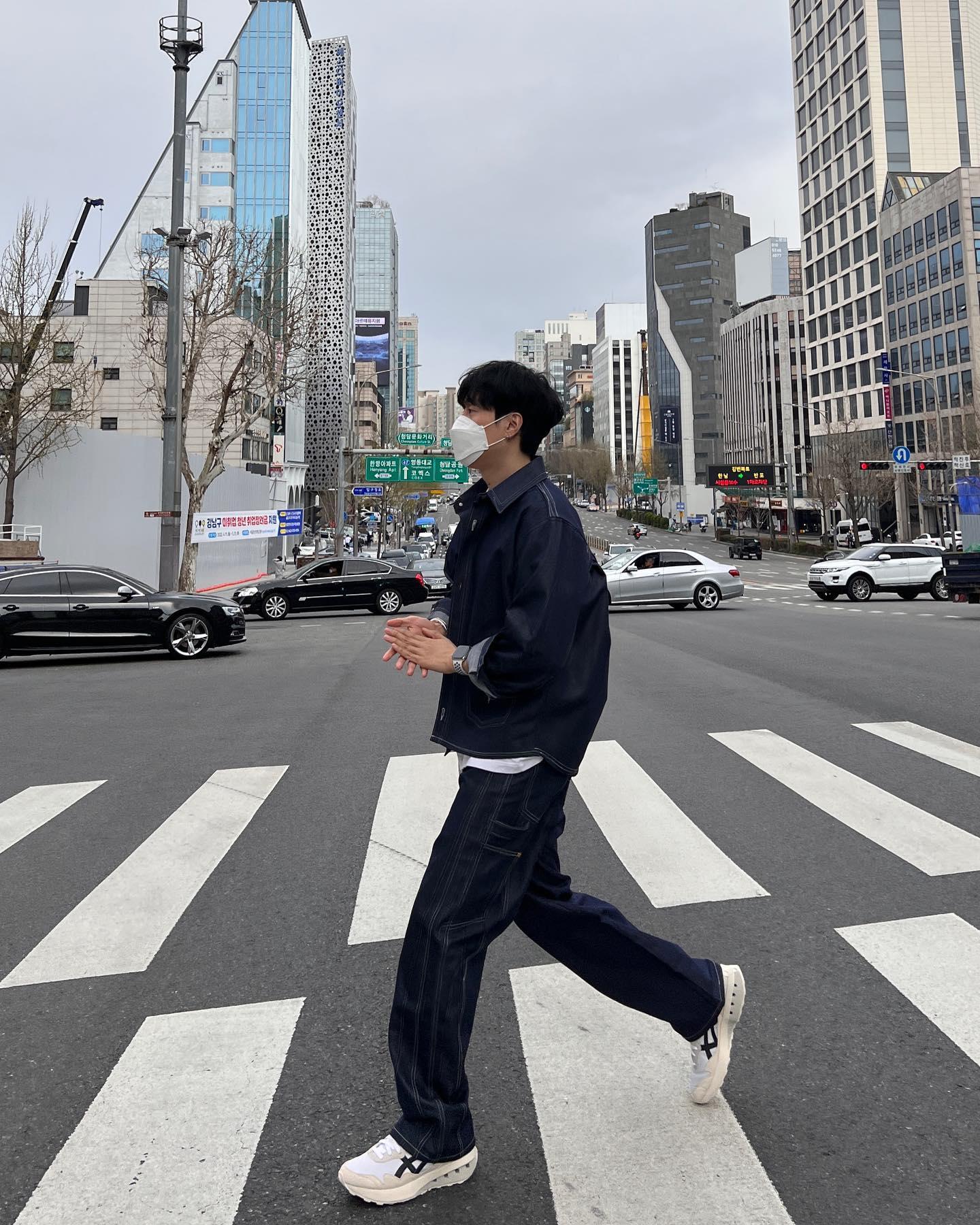 요즘 유행하는🏃🏻♀️👟꾸안꾸 코디템
아식스 조거 X81🌸🤍깔끔한 @봄포인트해 #광고 이미지5