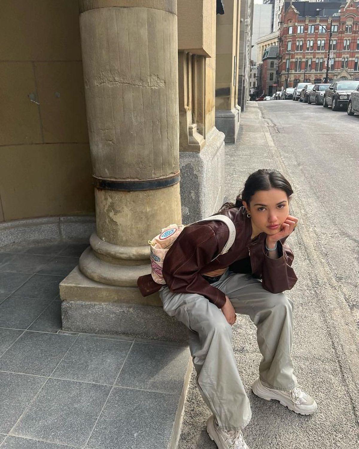 더 더워지기 전에 가죽자켓 입자🖤 이미지6