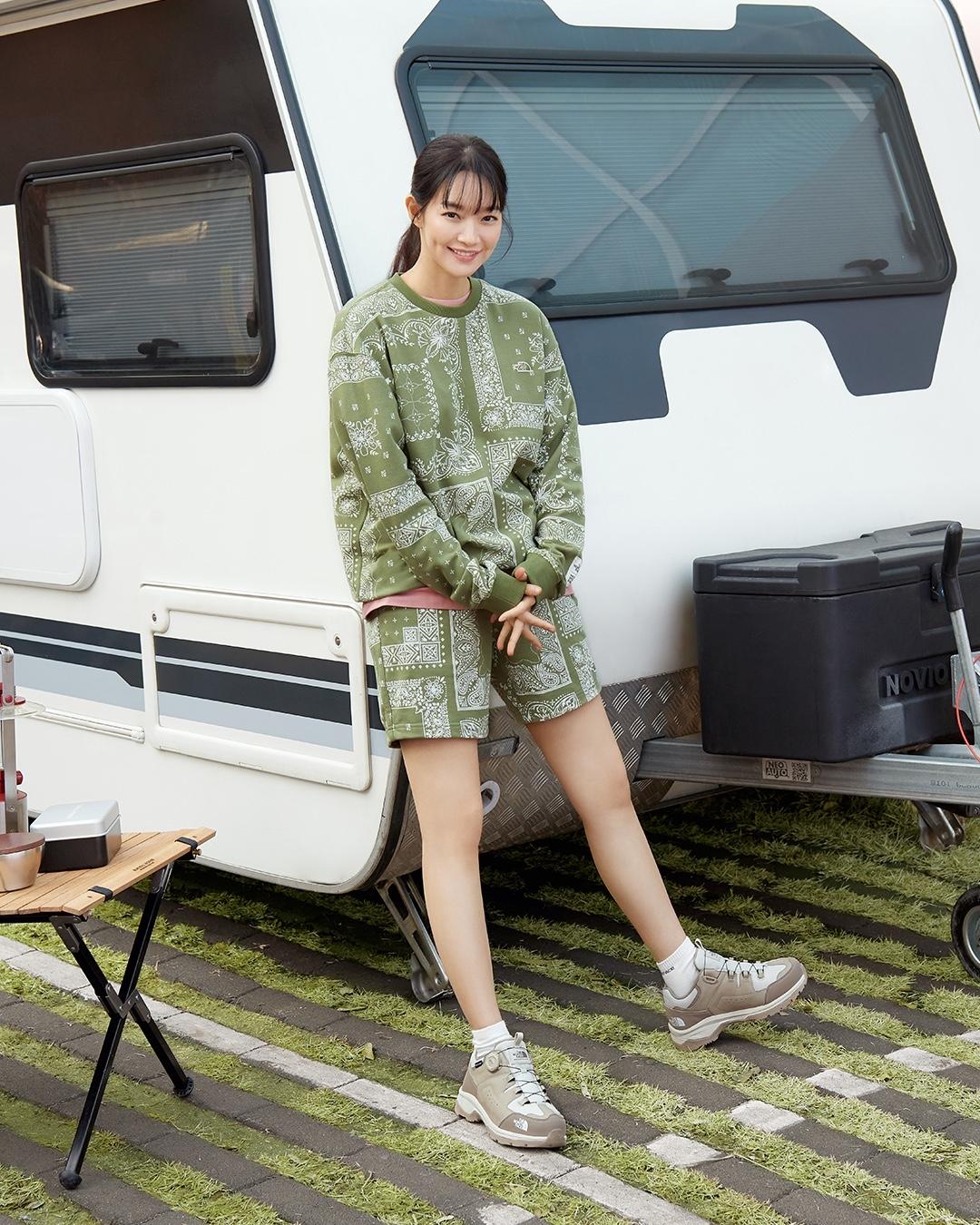 봄나들이 캠핑룩🏕💚@참고하자
민아언니 x 로운처럼 🌱❤️봄커플룩해 #광고 이미지