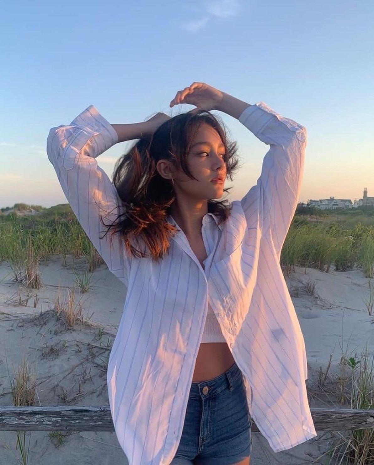 단추 두개만 잠궈봐💗❤️ 이미지3