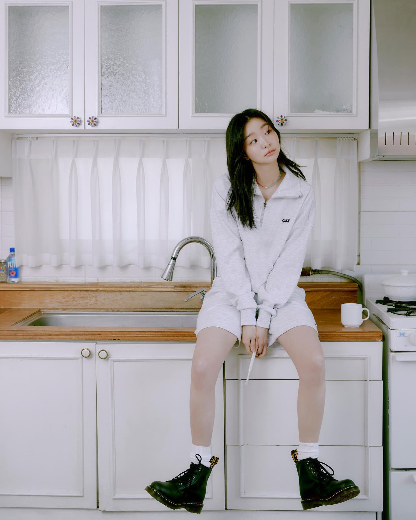 귀엽고 예쁜 언니룩🌸🌼@김다미
예쁘게 10가지 봄코디 법💚🖤무신사 스타일링 #광고 이미지2