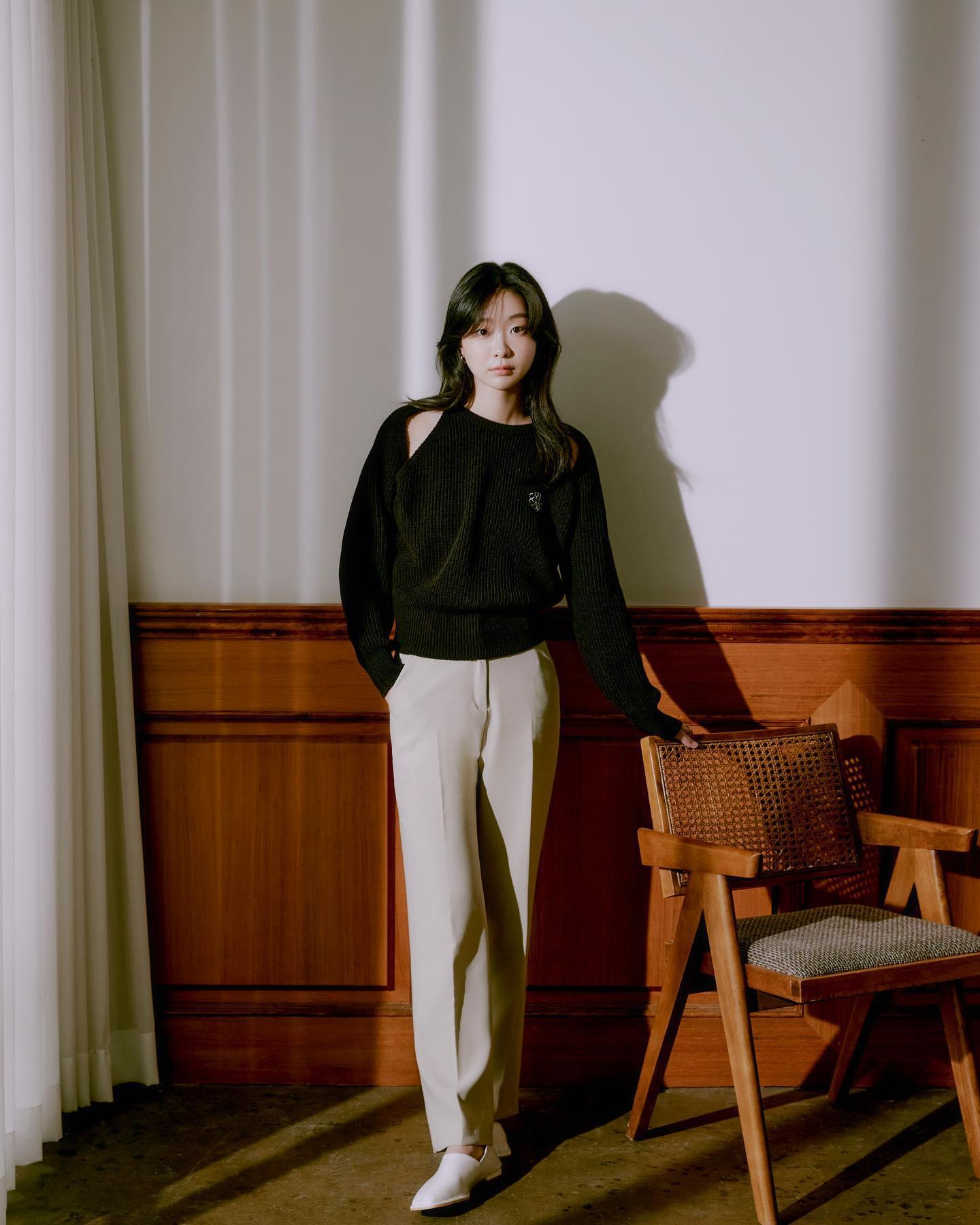 귀엽고 예쁜 언니룩🌸🌼@김다미
예쁘게 10가지 봄코디 법💚🖤무신사 스타일링 #광고 이미지7