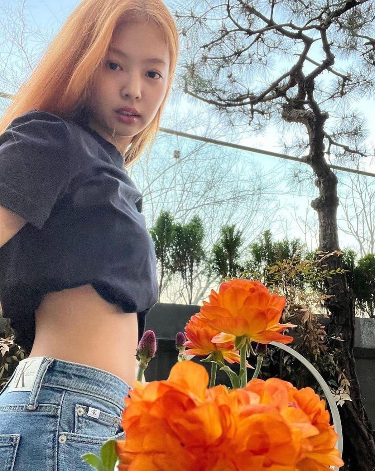 제니의 러블리힙 패션@참고🍊💙 이미지9