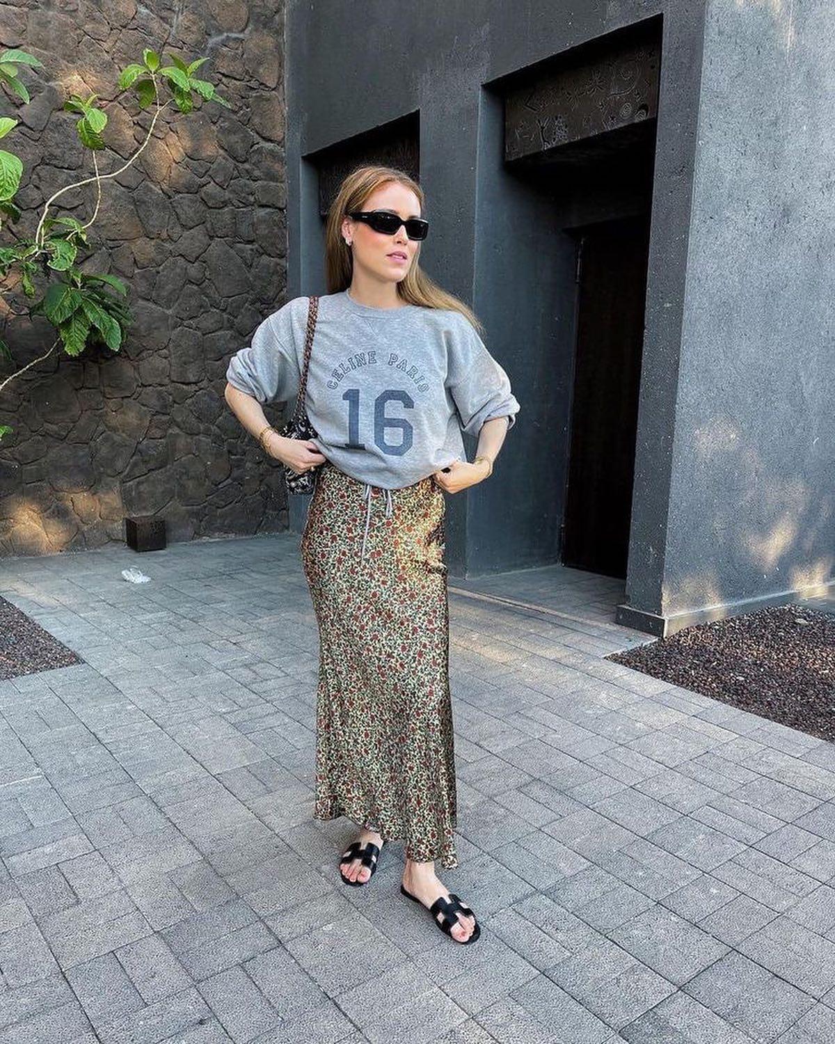 롱스커트 코디 참고해👗💖 이미지