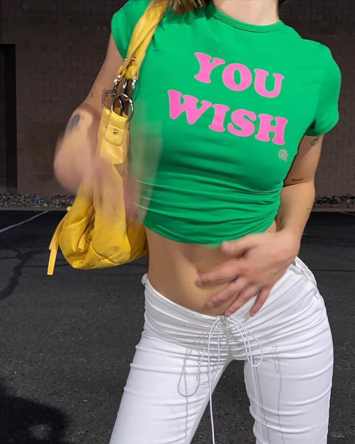점점 짧아지는 티셔츠🤣👕 이미지2