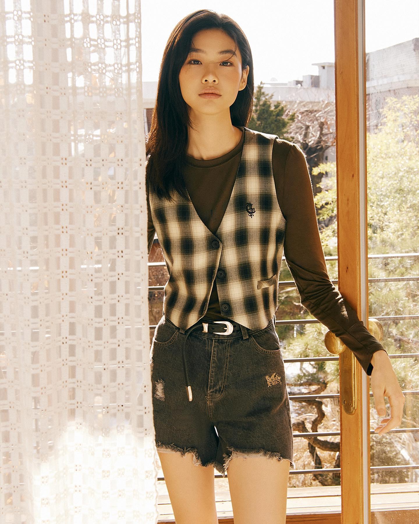 호연언니 10가지😎🏖@여름룩
역시 본업 모델 센스🔥❤️다 무신사랑 참고해 #광고 이미지4