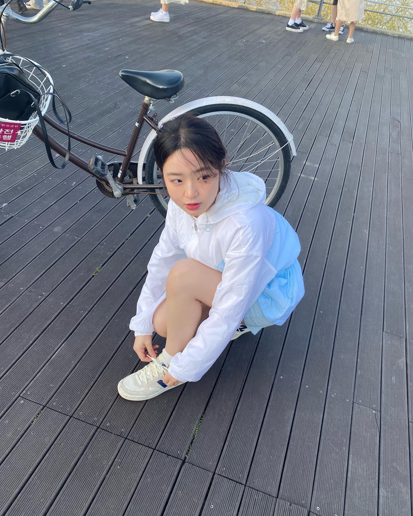휘뚤마뚤 뉴발 바람막이 셋업💛🤍 이미지5