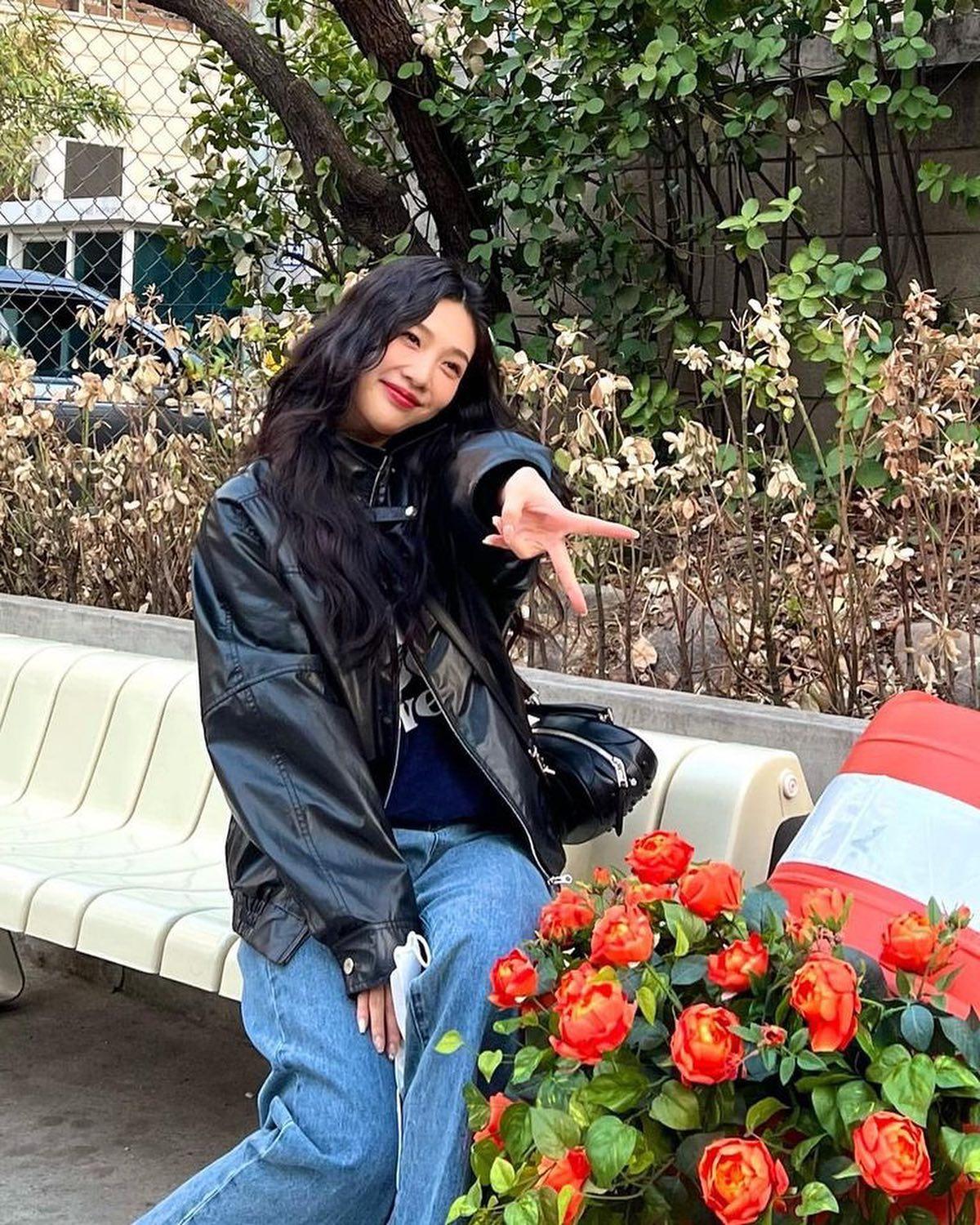 요즘 핫한 갸루피스 포즈로✌🏻📸 이미지"