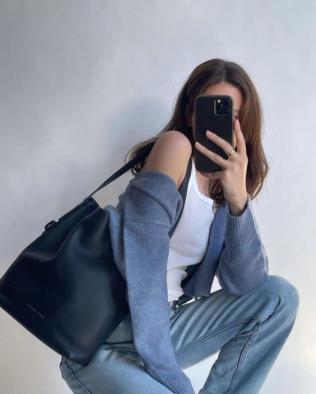 가디건으로 미니멀룩 완성➿🖤 이미지6