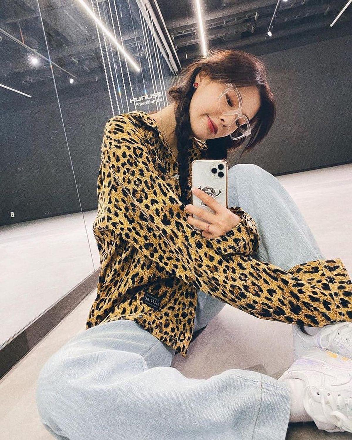 안경으로 분위기 변신🤓❣️ 이미지"