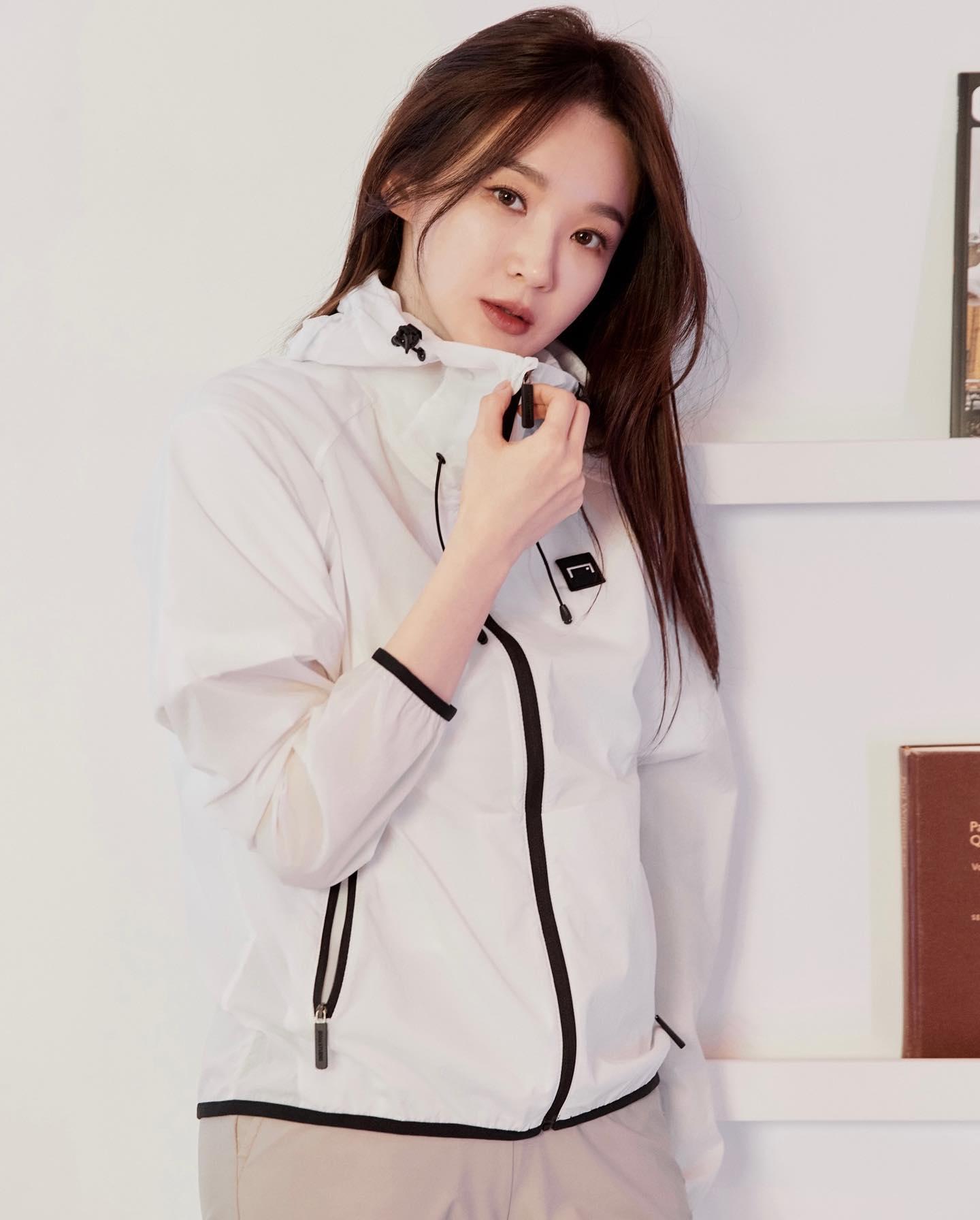 언니들처럼💖🖤@시밀러셋업?!
골스튜디오 x 다비치🙋🏻♀️🙋🏻♀️예쁜 시밀러 간절기템 준비해 #광고 이미지5