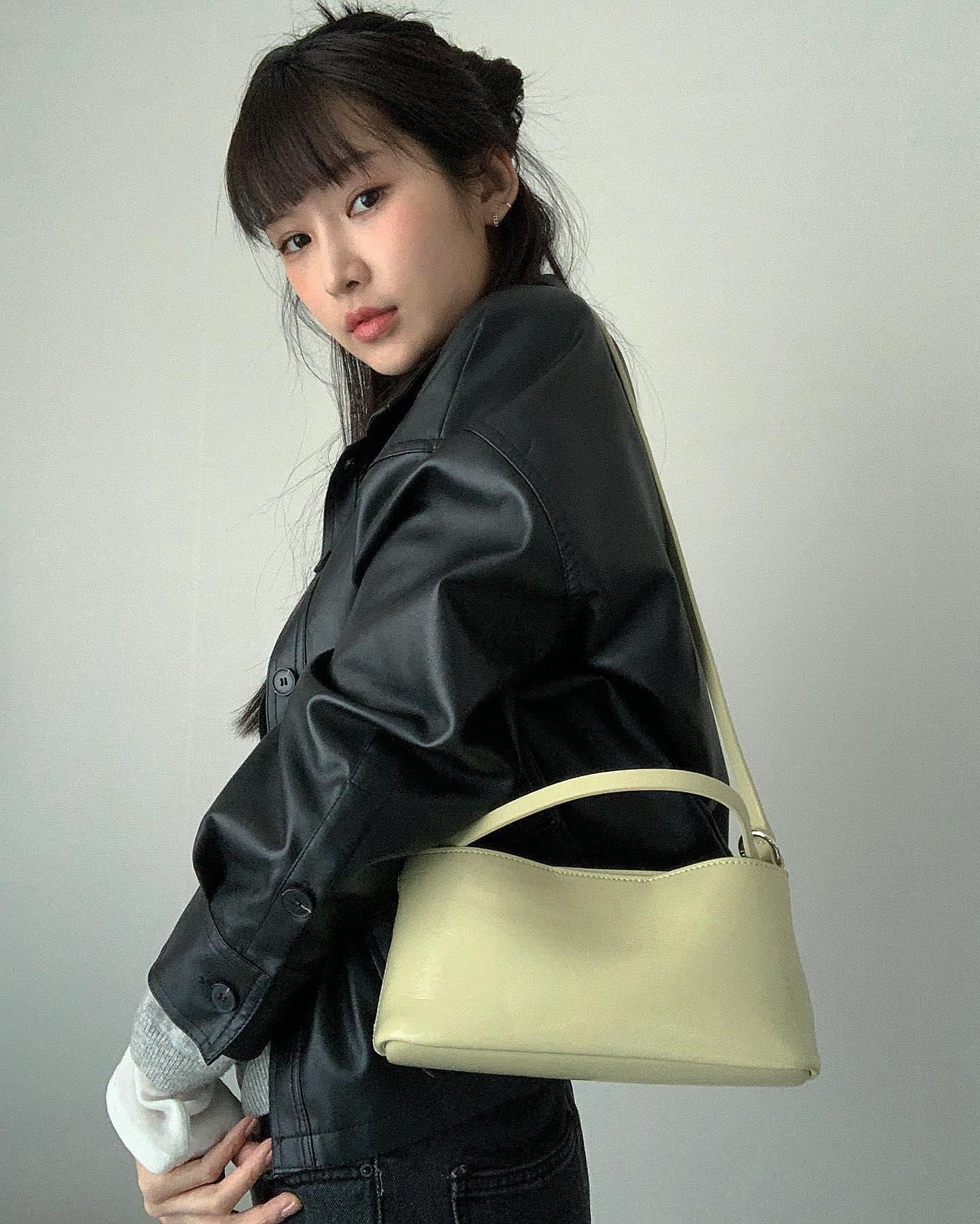 벚꽃놀이용 코디🌸🤍미니백 준비 이미지1