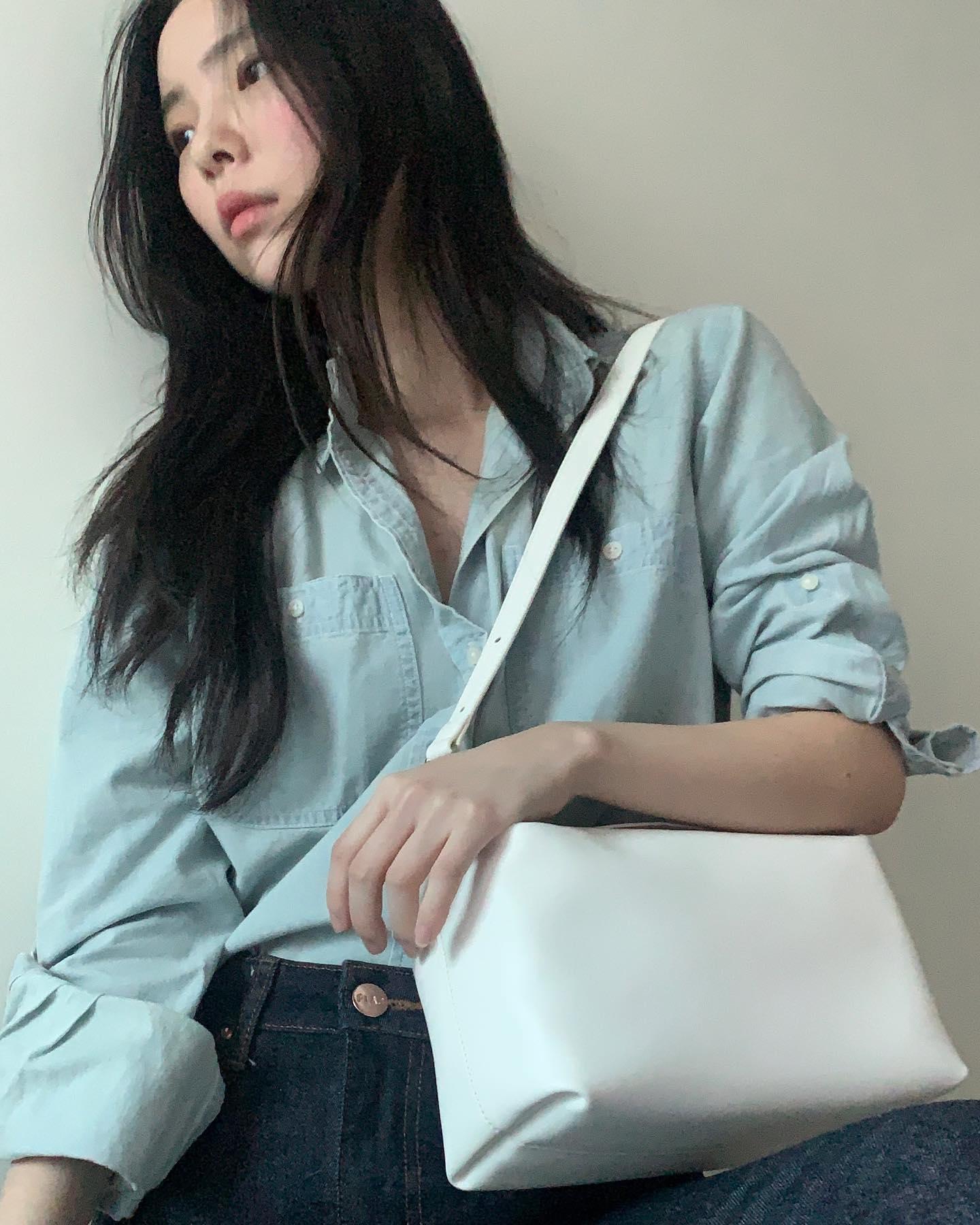 벚꽃놀이용 코디🌸🤍미니백 준비 이미지6