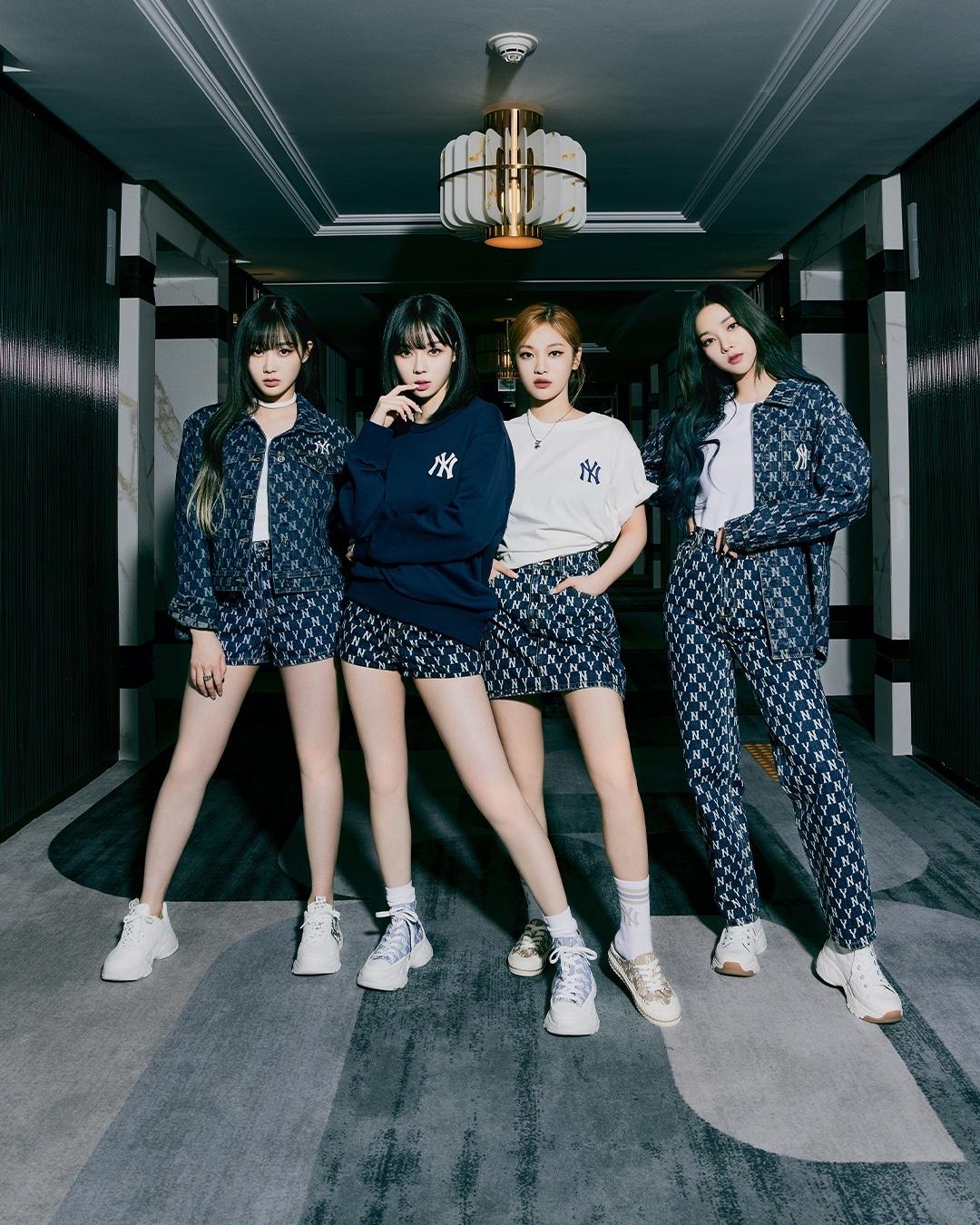 비주얼이 어나더레벨🔮💜⠀
MLB 모노그램 컬렉션 x 에스파 @찢었다🔥💗 #광고 이미지1