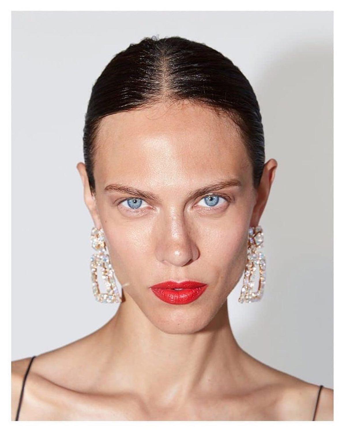 자라 귀걸이 크기는 꼭 착샷 확인🤧 이미지4