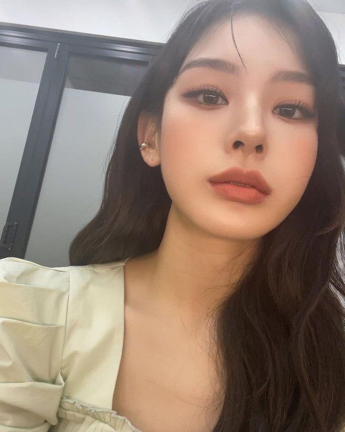 큐티섹시 매력@노제 데일리😻🖤 이미지5