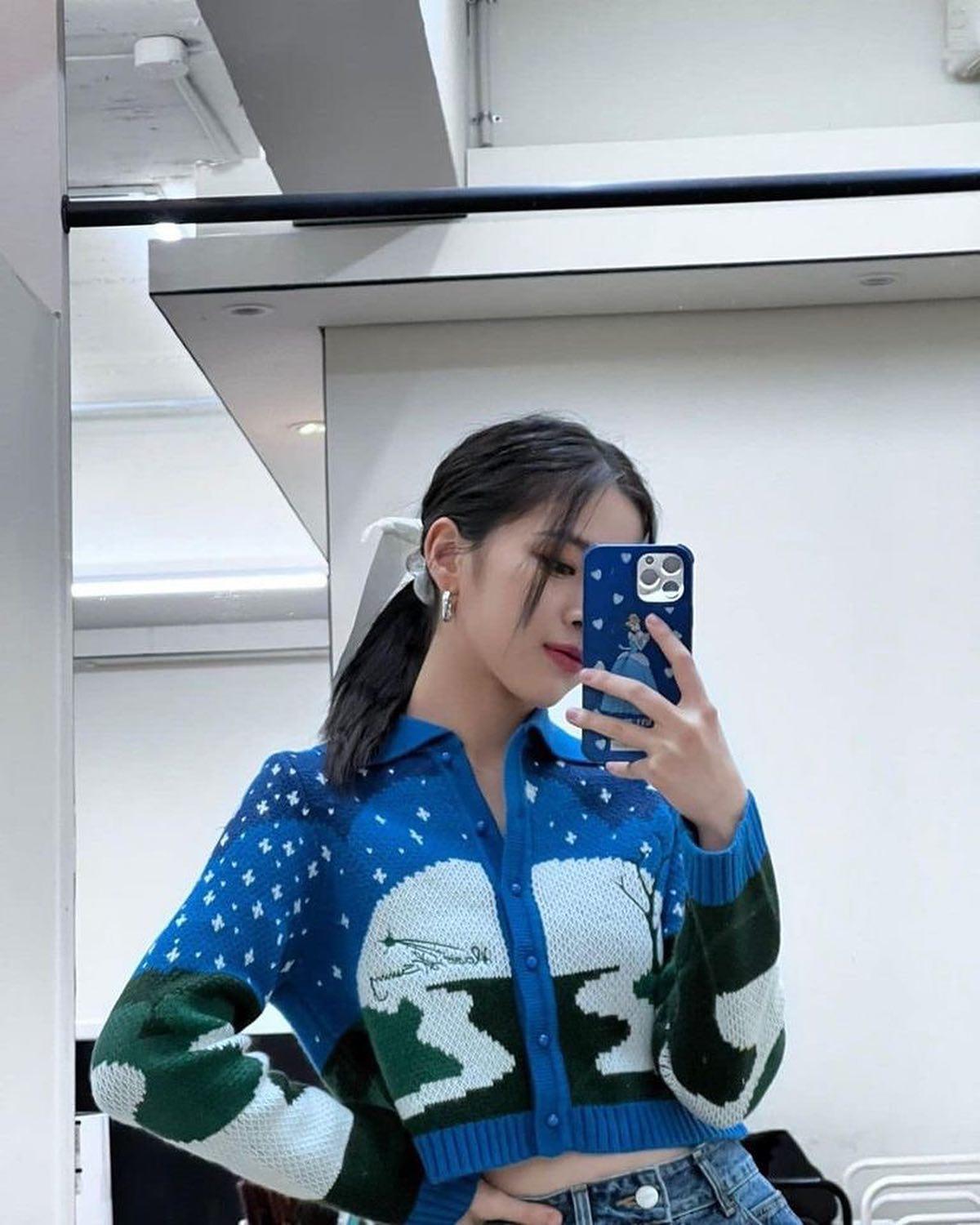 여돌들 애정템 귀여운 가디건🌀🍋 이미지