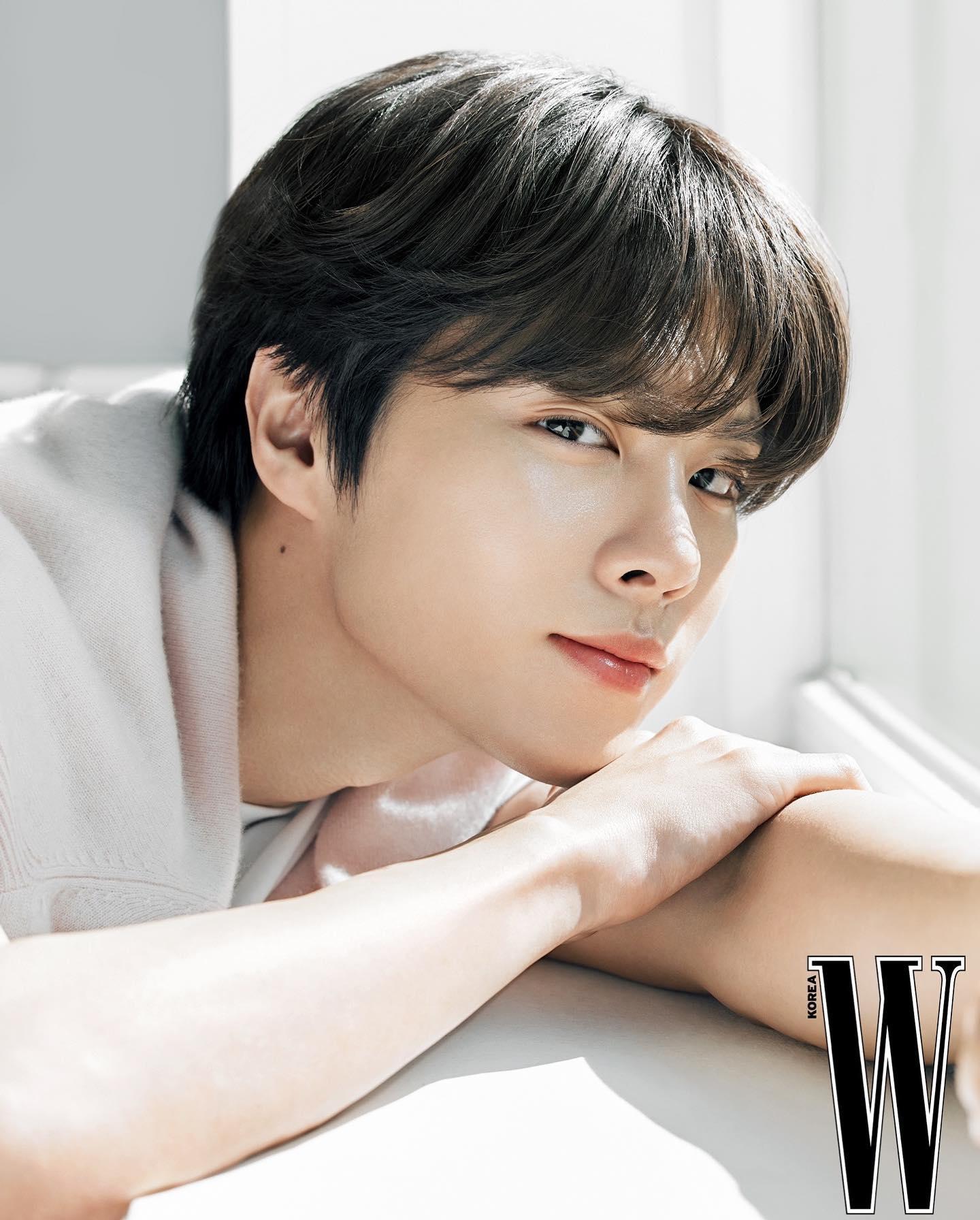 청량 비주얼 김우석✨💙@남친룩
시세이도 프린스 투명피부🤴🏻🤍올봄 선케어 참고해 #광고 이미지9