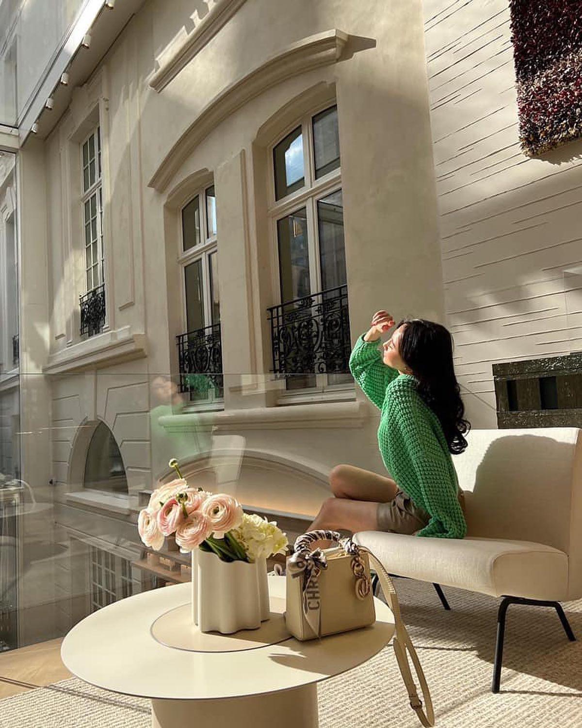 요즘 파리지앵 포토존🇫🇷디올 파리 이미지7