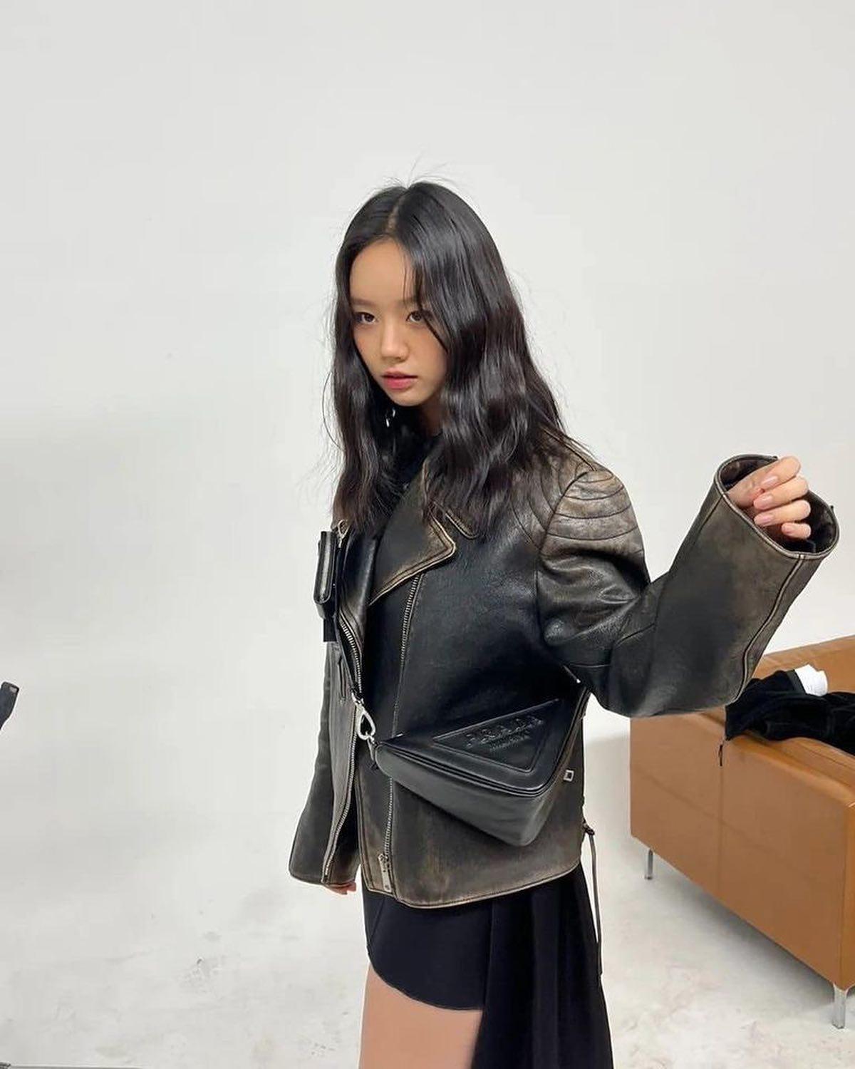 봄 옷장 채울😎❤️‍🔥가죽자켓 코디 이미지
