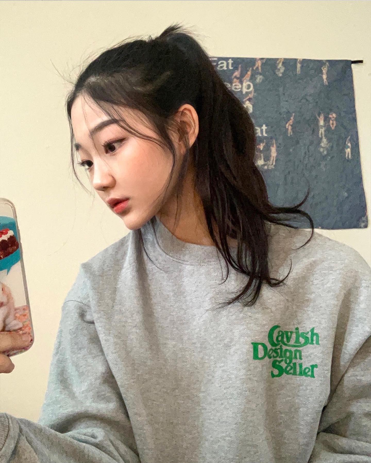 새로운 준비템💙🤍@크롭맨투맨 이미지6