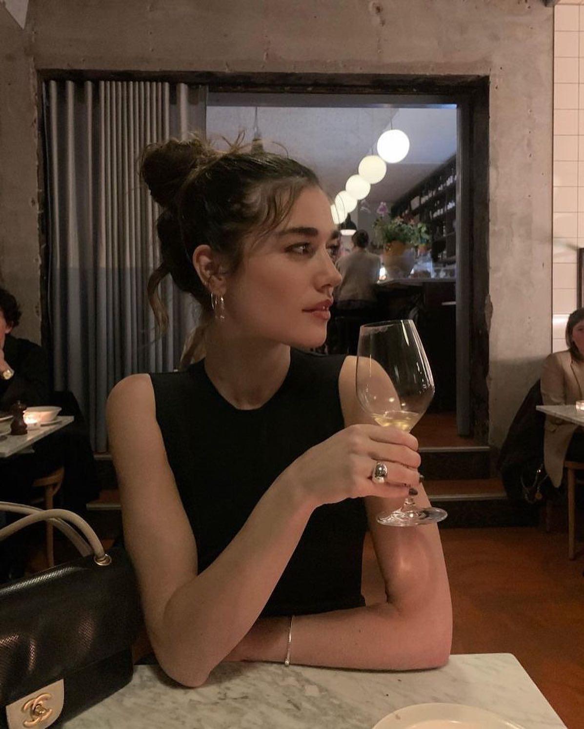 금욜엔 와인으로 무드있게🍷🖤 이미지3