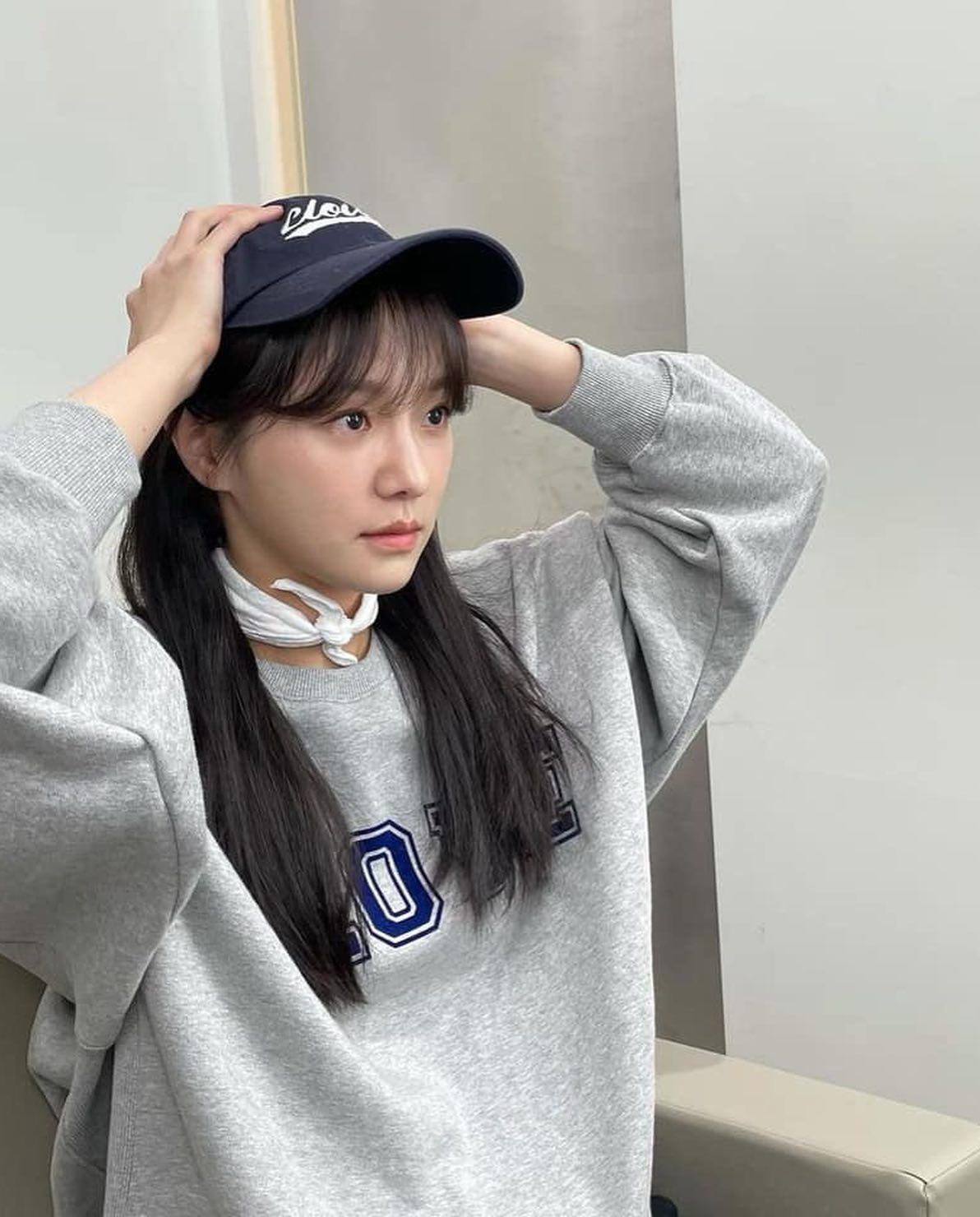 볼캡 땡길 때@언니들 참고🖤🧢 이미지5