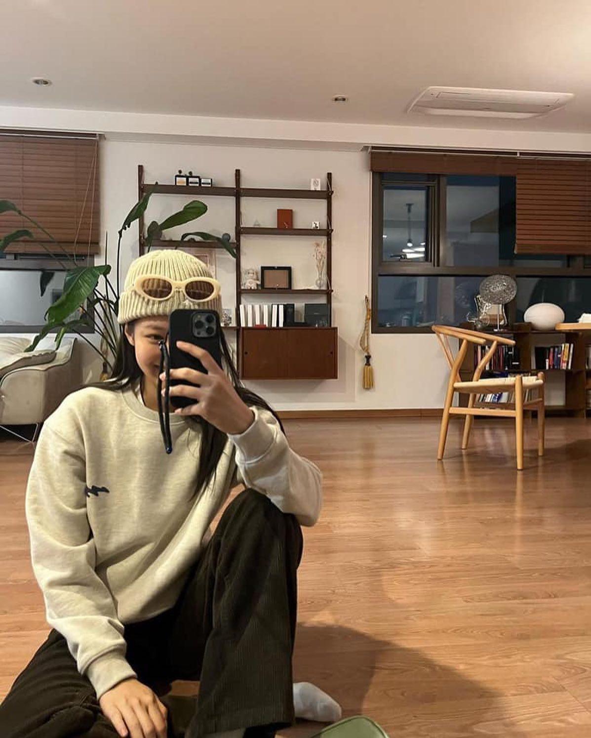봄엔 맨투맨@언니들 참고🌼🖤 이미지