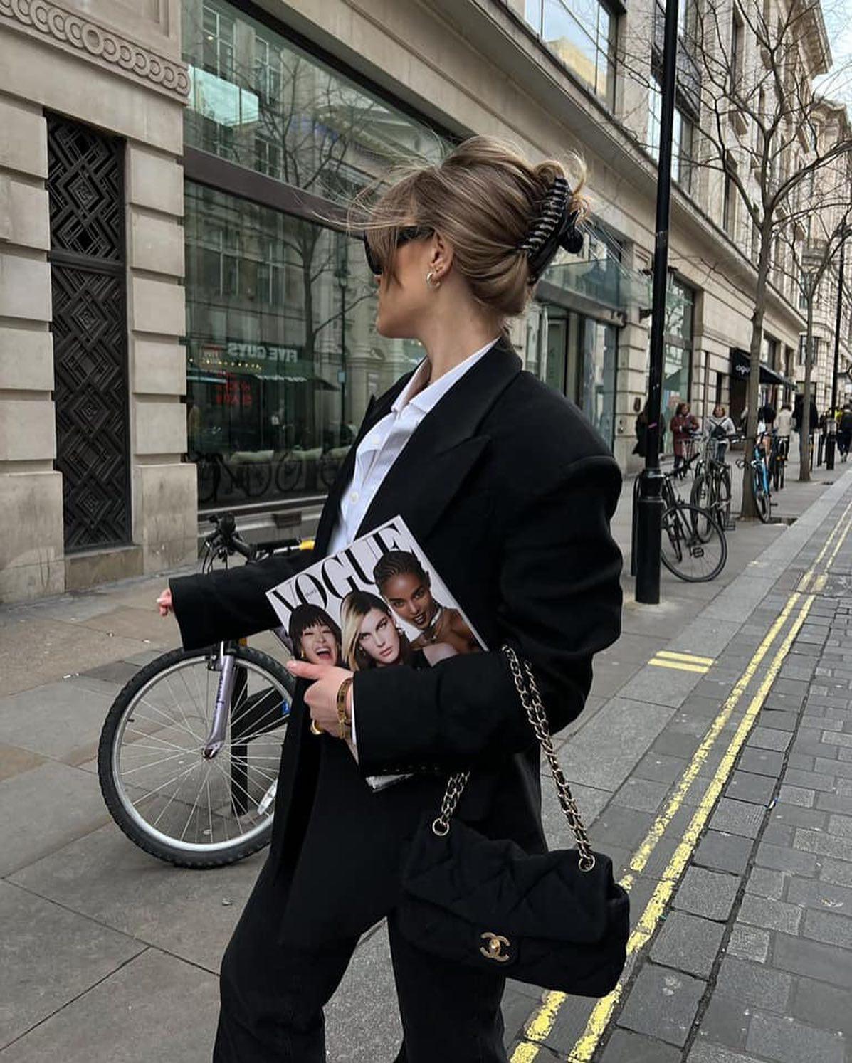 올림머리는 집게핀이지🤨🖤 이미지6