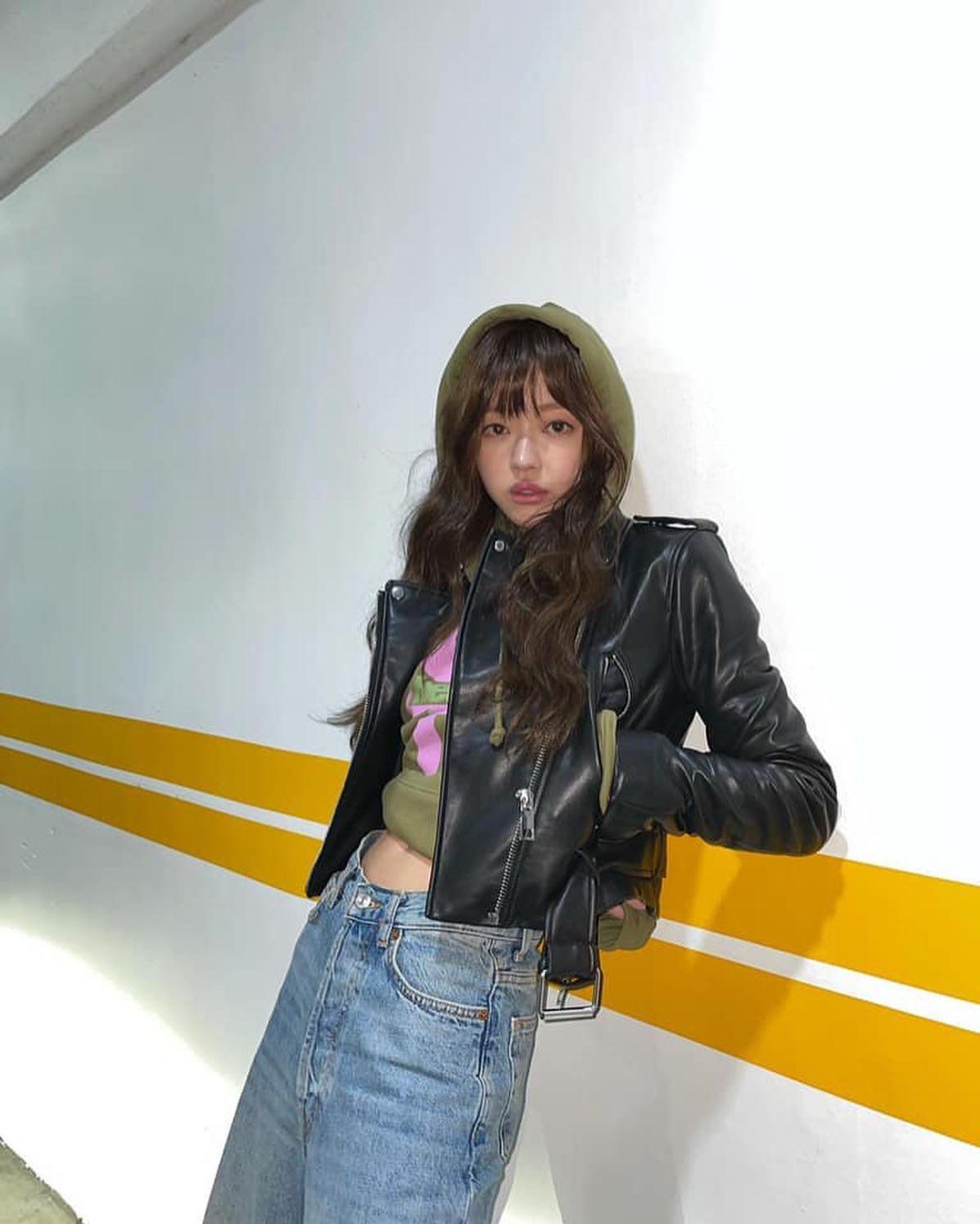 깔끔하게 예쁜 크롭티❤️🤍 이미지