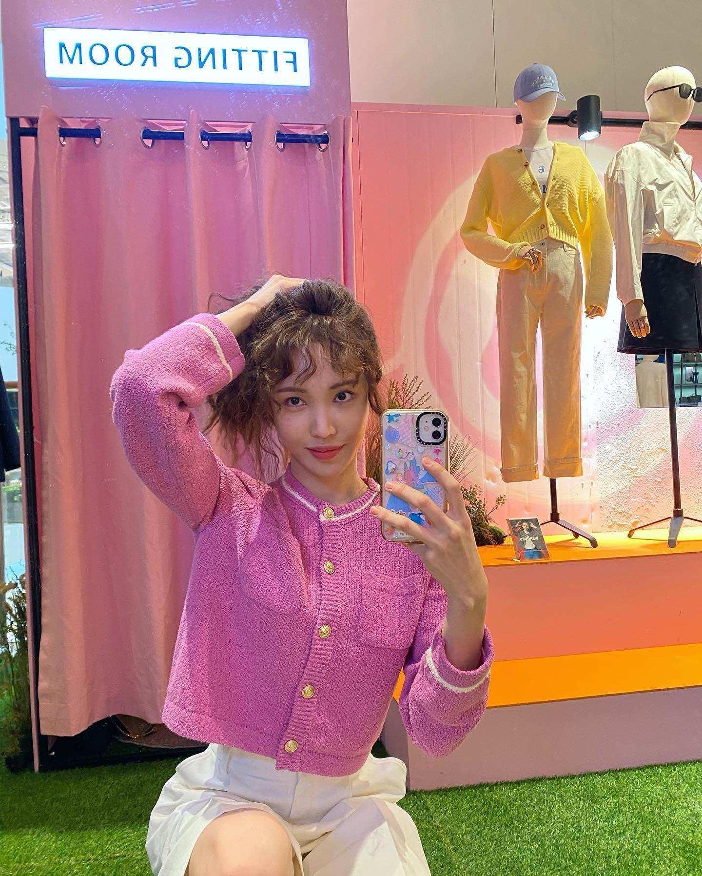 장재인 서민재 언니 패션 따라해 😎
더현대서울 위아워스 팝업 💖🤍@구경하기 #광고 이미지2