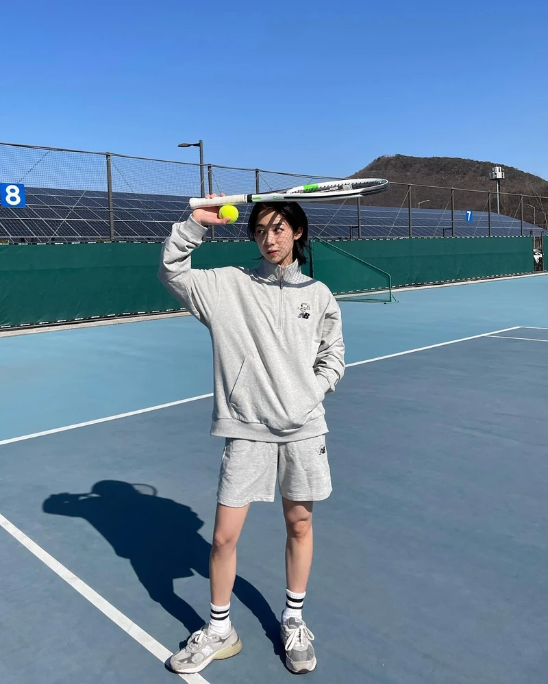 댕댕이 한정해🐶🤍뉴발 x 스누피 이미지1