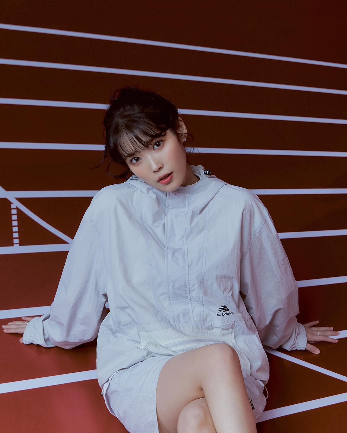 3월 8일💙🤍세계 여성의 날
아이유 언니처럼 "지금시작해 너답게" x 뉴발란스🏃🏻‍♀️🌸 #광고 이미지10