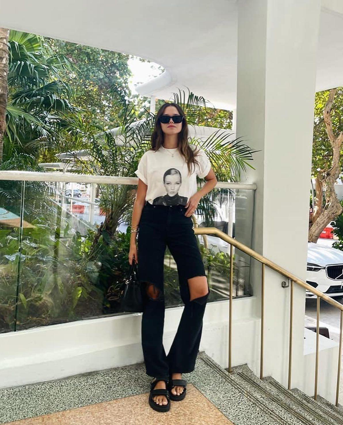 무릎 시려도 포기못해 찢청💙👖 이미지3