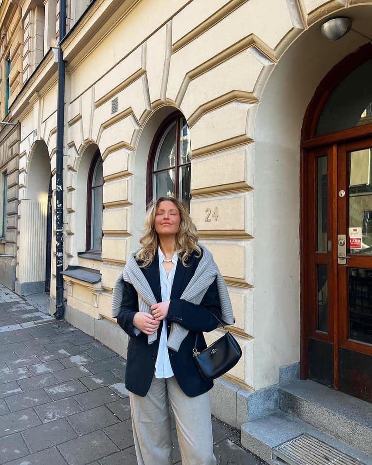 봄에는 셔츠 필수👔🌼 이미지8