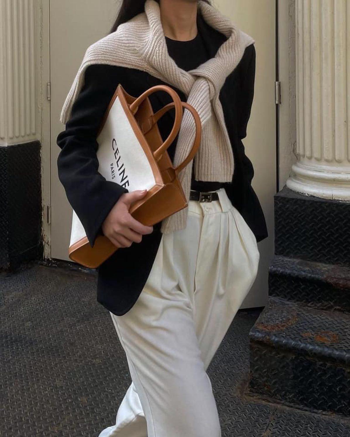 흰 슬랙스 코디법🤍✌🏻 이미지1