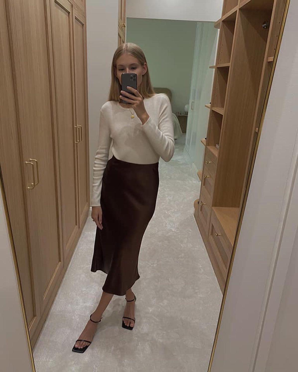 롱스커트로 차분하게👗🖤 이미지2