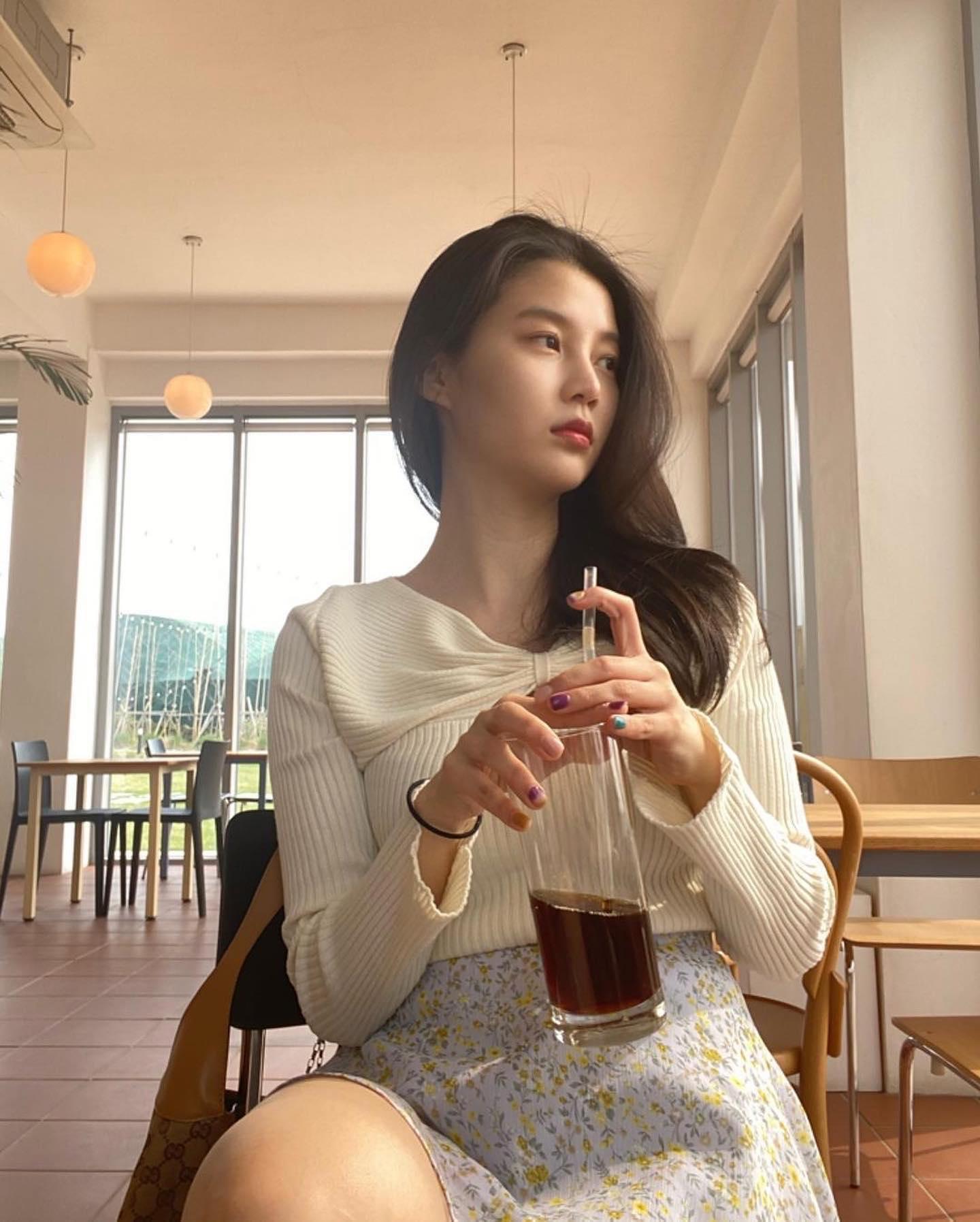 너무 예쁜무드 봄코디💙🤍임현주 이미지7