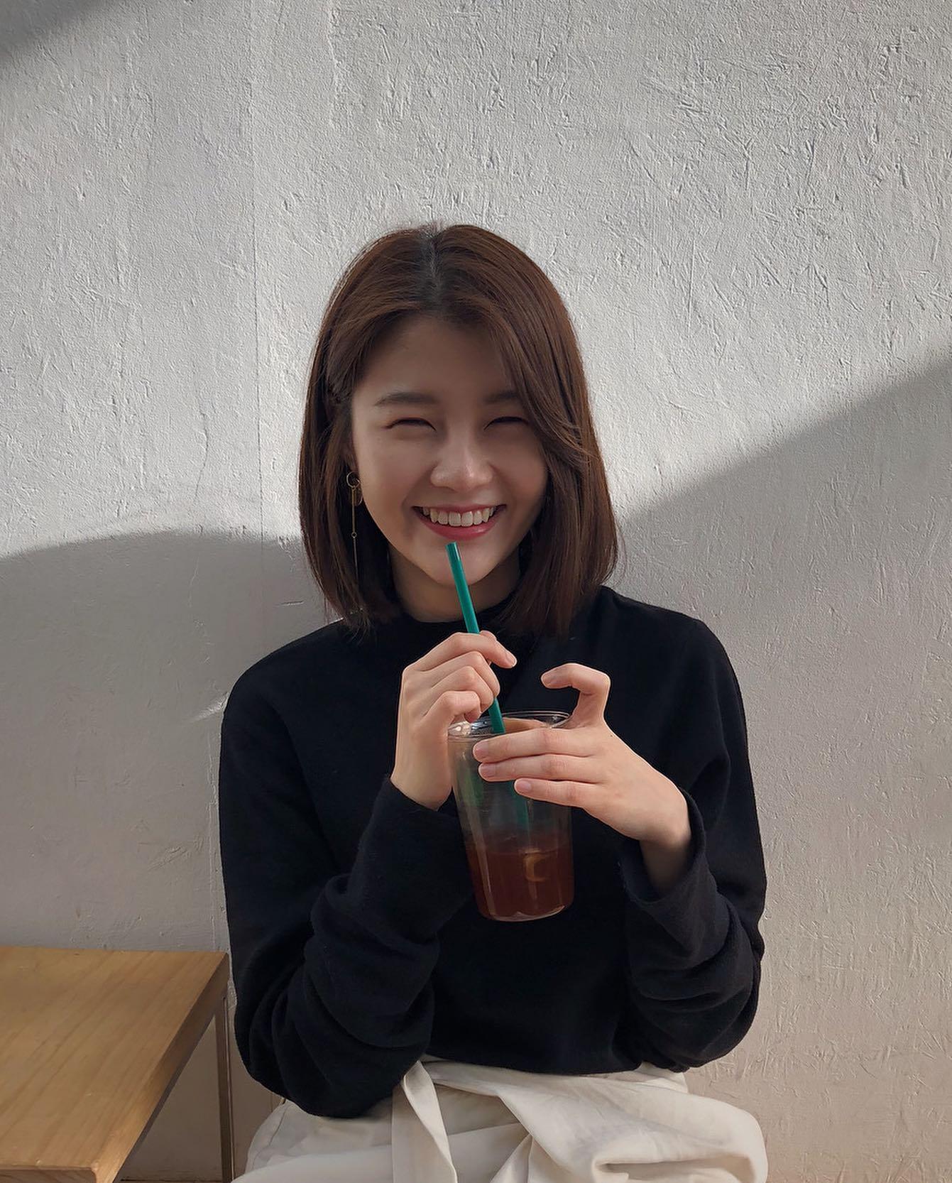 너무 예쁜무드 봄코디💙🤍임현주 이미지8