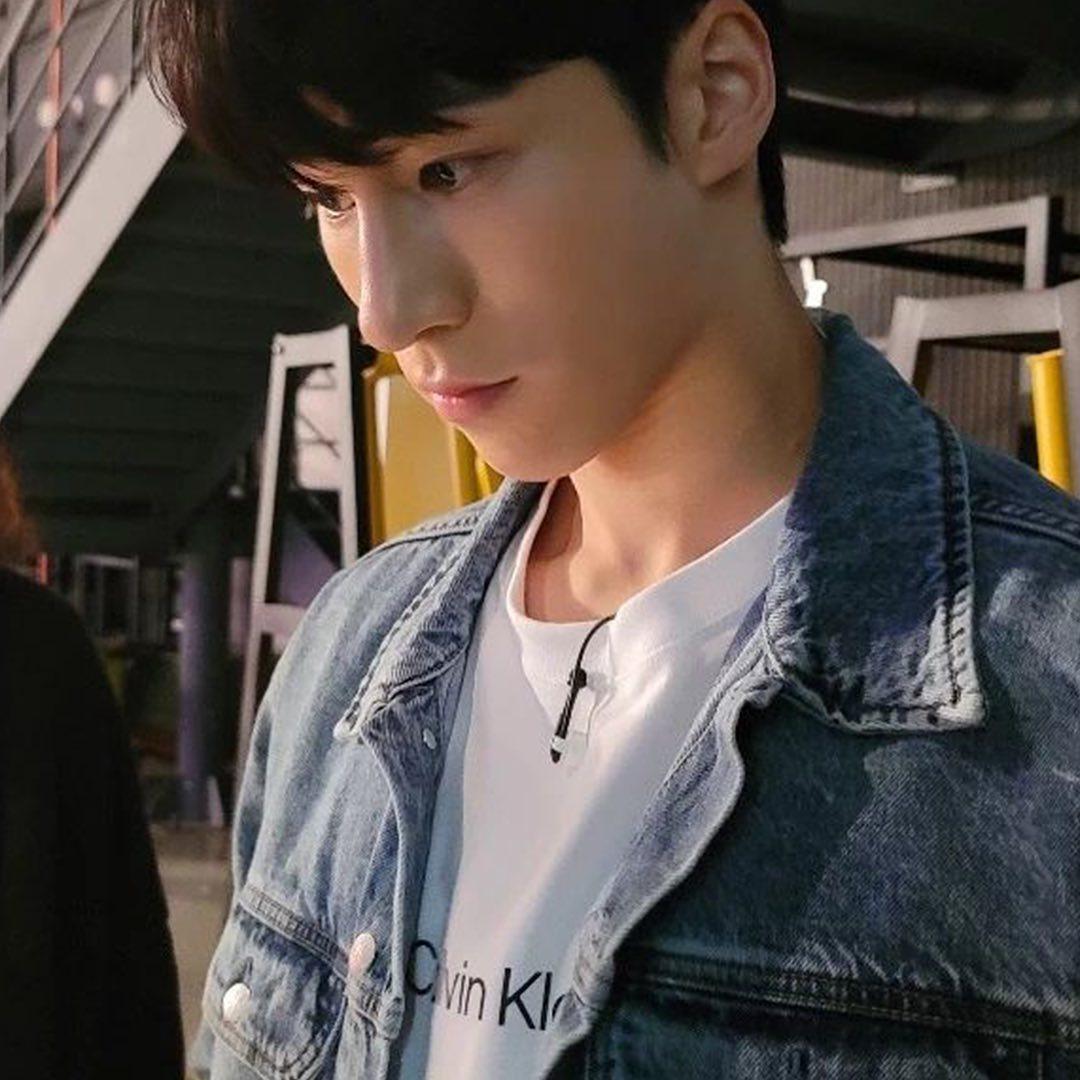 패션센스도 국대🥇💙@황대헌⁣
남친코디 데님룩👖🔥 캘빈클라인 해주세요 #광고 이미지