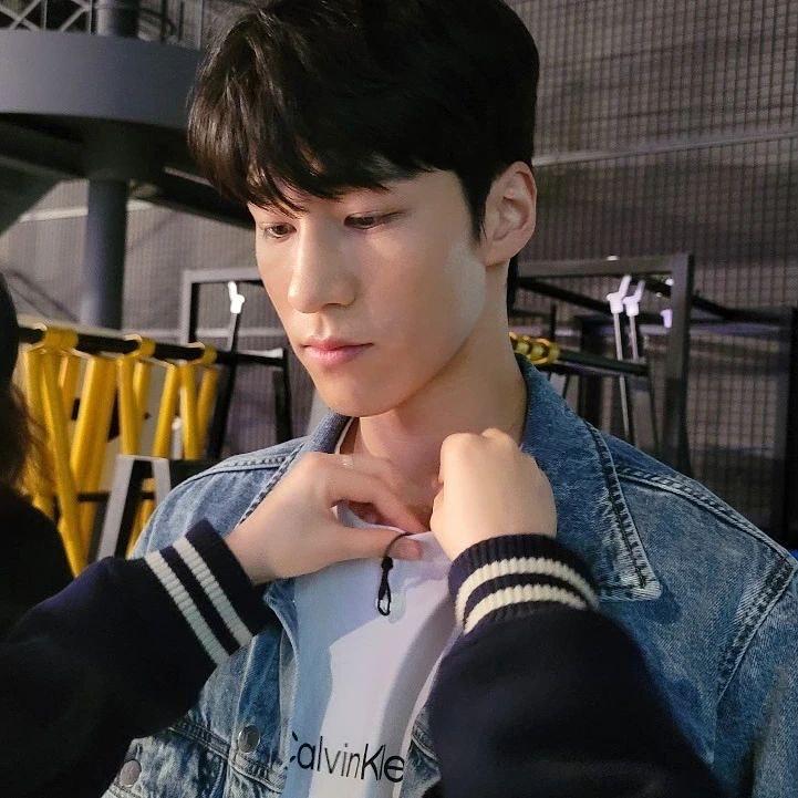 패션센스도 국대🥇💙@황대헌
남친코디 데님룩👖🔥 캘빈클라인 해주세요 #광고 이미지2