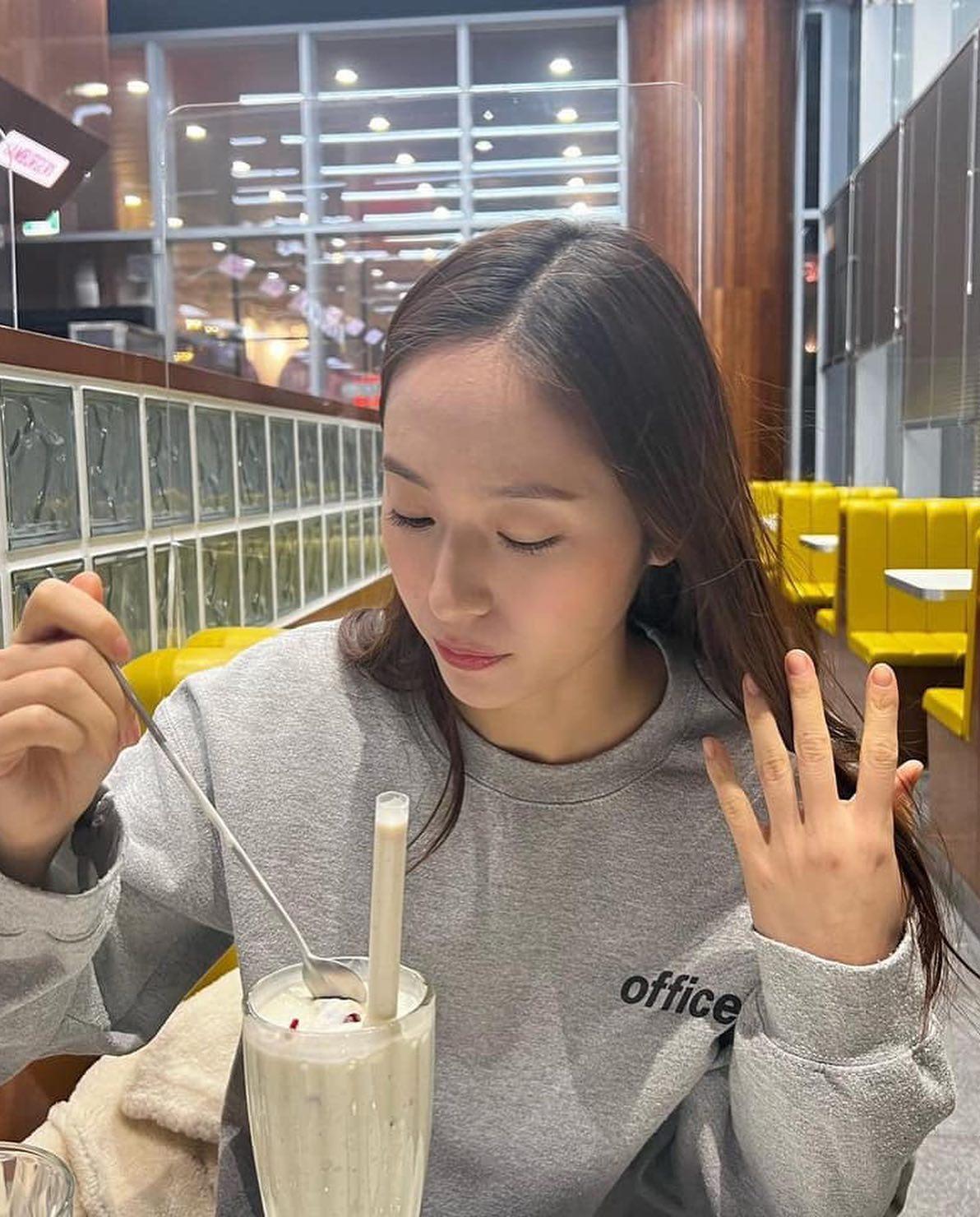 꾸안꾸 매력@크리스탈 데일리💎 이미지7