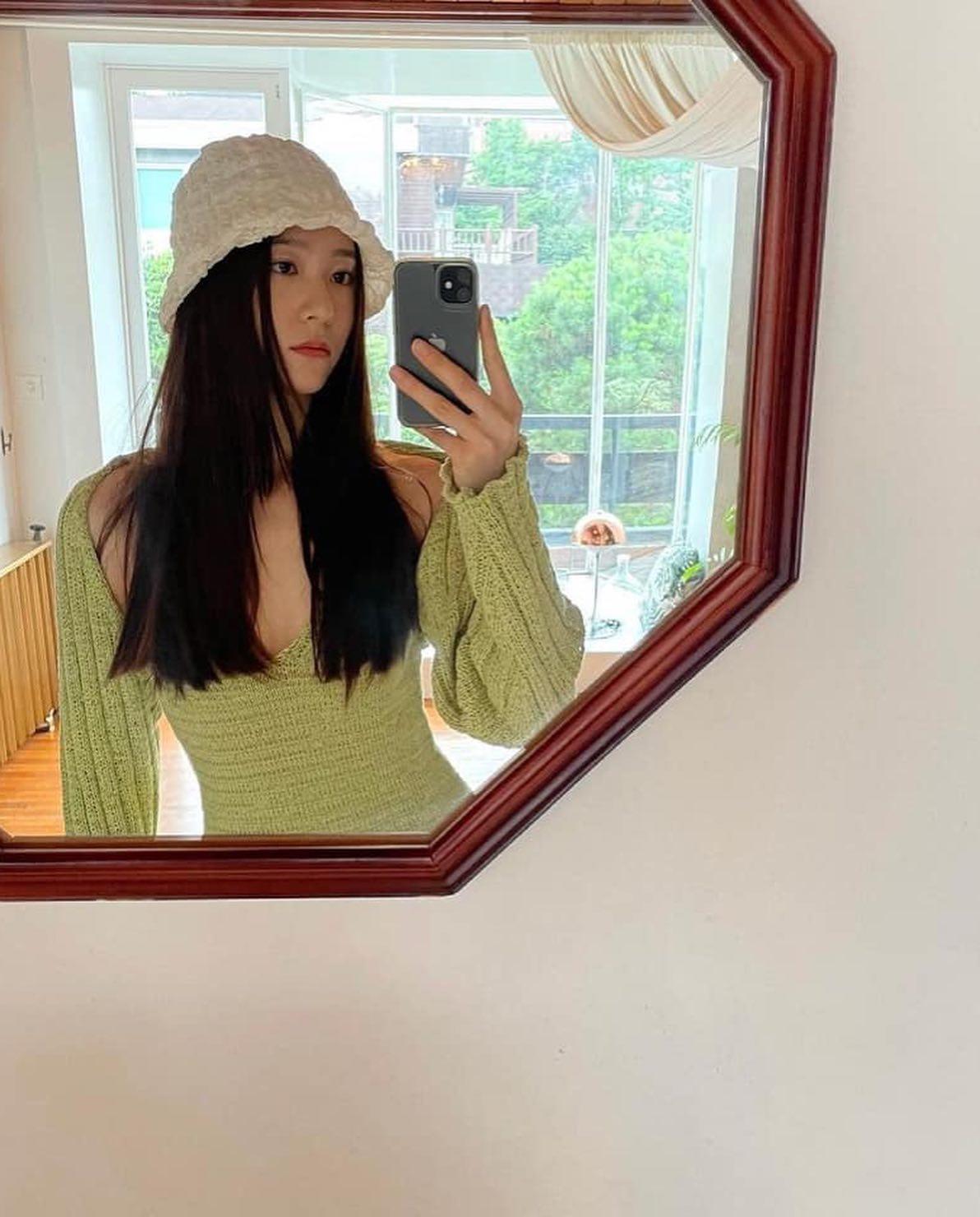 꾸안꾸 매력@크리스탈 데일리💎 이미지8