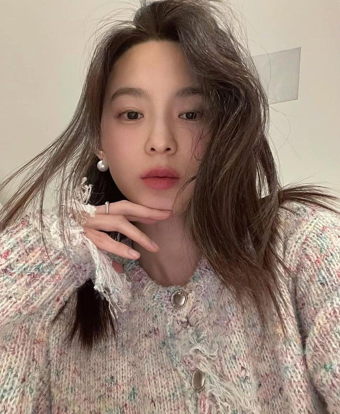 단아 분위기@수미언니 일상💛🤍 이미지4